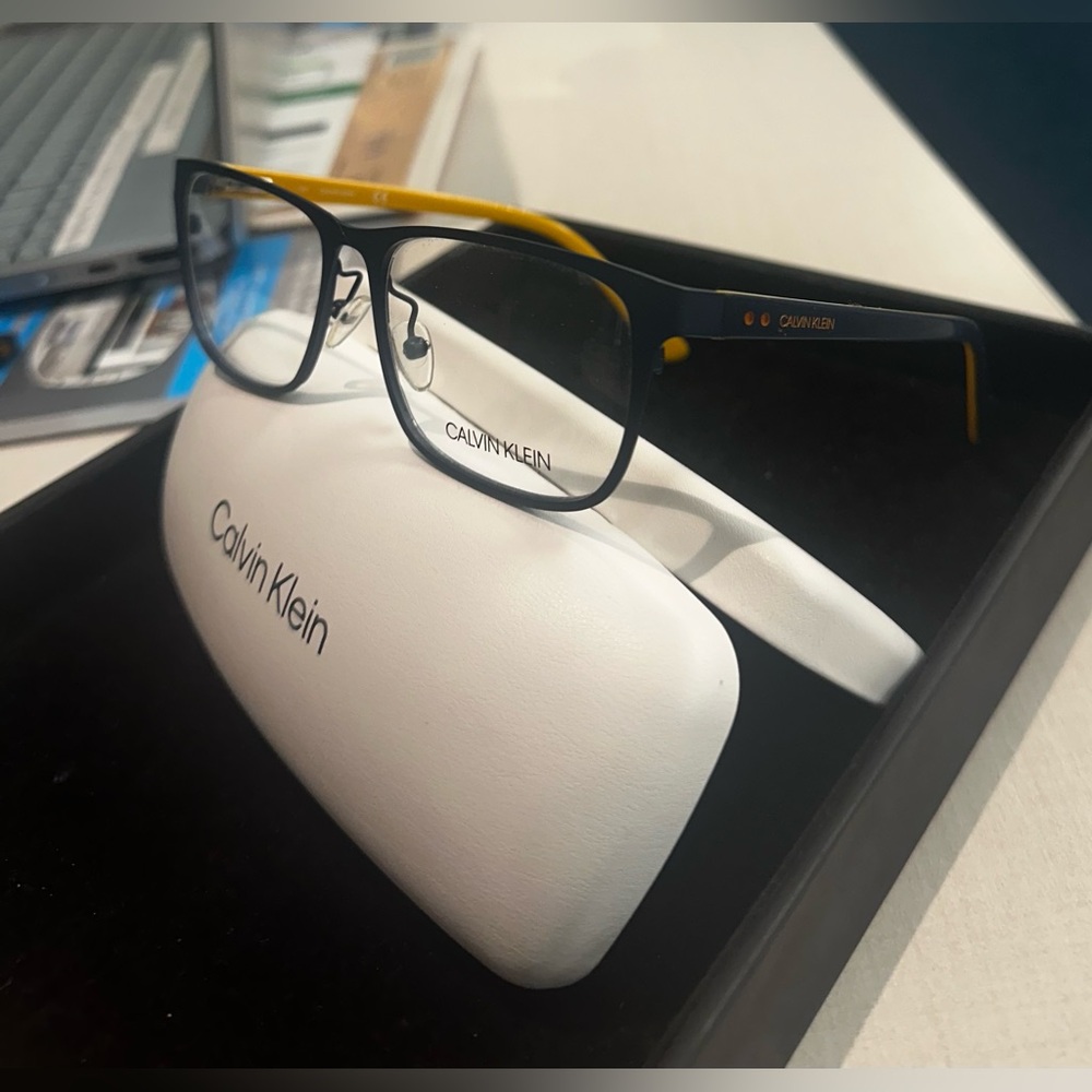 Calvin Klein men’s metal frame with plastic temples